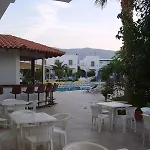 亚历山德拉海滩酒店 公寓式酒店
