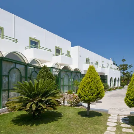 Alexandra Lägenhetshotell 3*