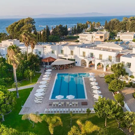Alexandra Apartahotel Cos
