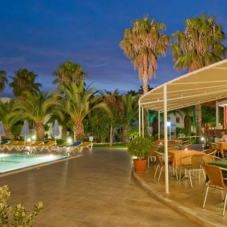 Alexandra Apartahotel 3*