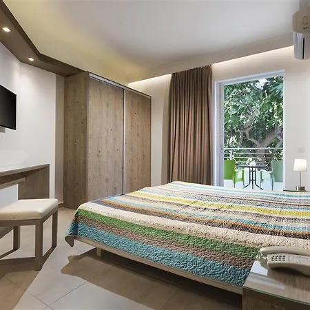 Apart Otel Alexandra 3*