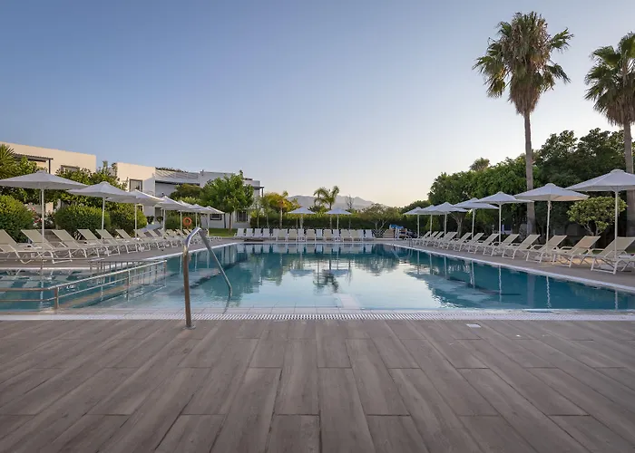 Alexandra Aparthotel