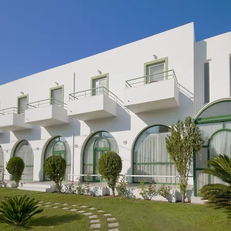 Alexandra Apartmanhotel