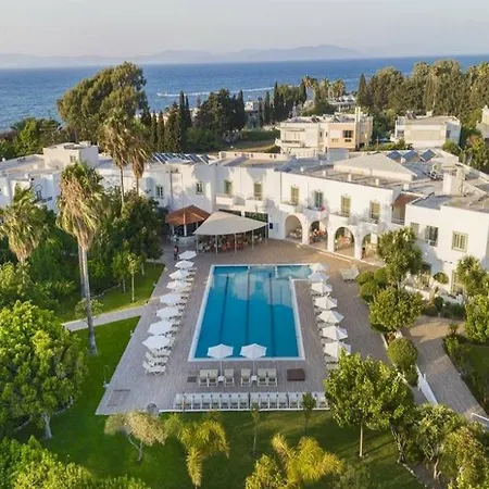 Alexandra アパートホテル