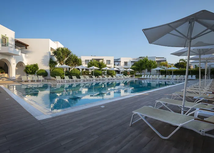 Alexandra Apartahotel Cos