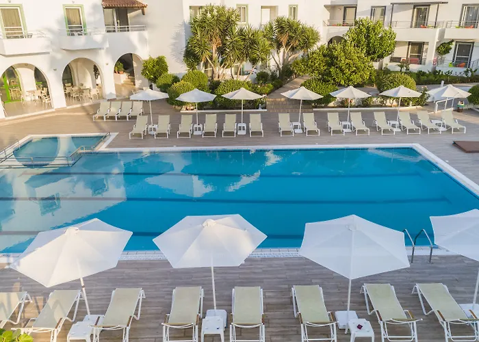 Alexandra Apartahotel